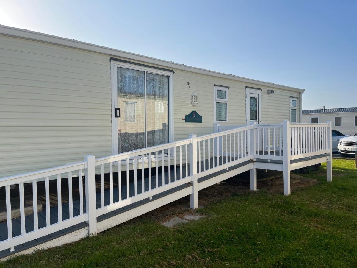 St Osyth Caravan Jaywick Sands Exterior foto