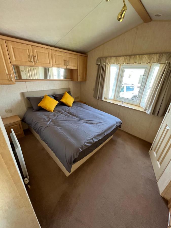 St Osyth Caravan Jaywick Sands Exterior foto